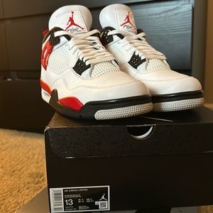 Air Jordan 4 Retro